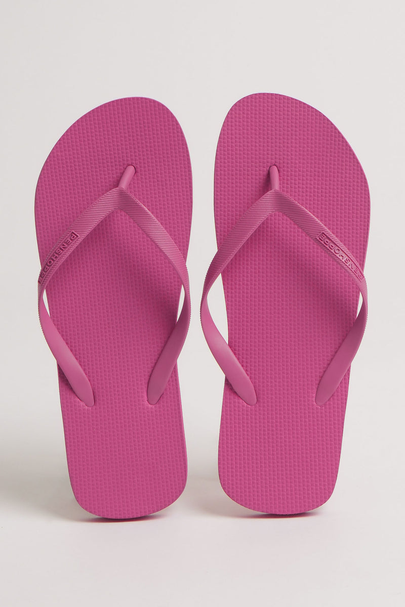 Basic sale flip flops