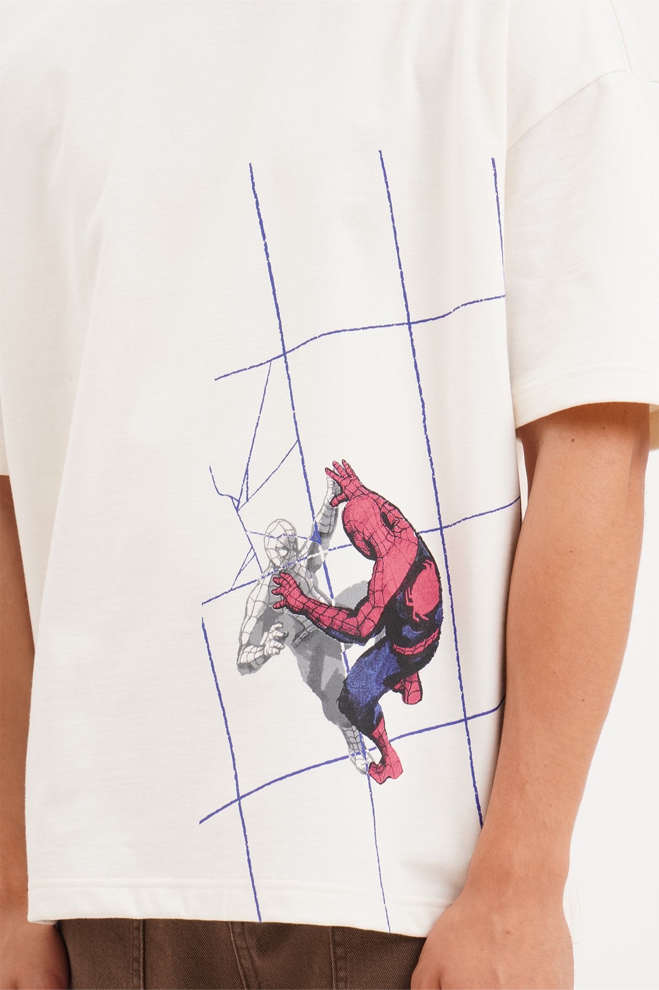 Penshoppe Marvel Spider-Man Oversized Fit Graphic T-Shirt